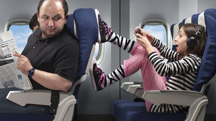 Piores Pessoas que Você pode Encontrar no Avião 3